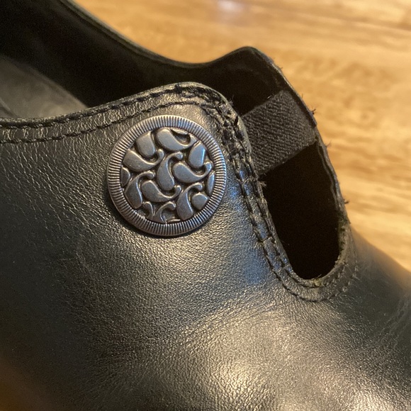 Dansko shoes - Picture 4 of 10